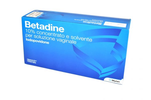 BETADINE*soluz vag 5 flaconi + 5 fiale 10 ml 10% + 5 cannule